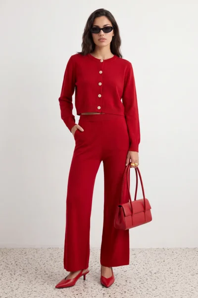 TWOAW25AU00026-RED_1