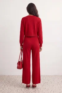 TRENDYOLMİLLA Red Crop Knitwear Bottom - Top Set - Image 3