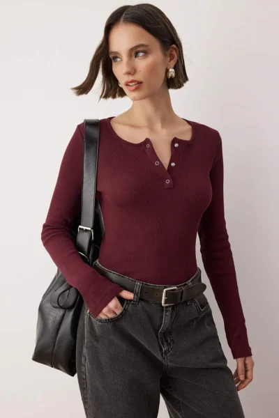 TWOAW25BZ00080-BURGUNDY-1_1