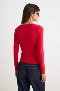 TRENDYOLMİLLA Red Boat Neck Draped Flexible Knitting Blouse - Image 4