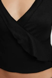 TRENDYOLMİLLA Black wrap Knitwear look Spanish Arm Fitted/Body-Sitting Knitting Blouse - Image 3