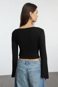 TRENDYOLMİLLA Black wrap Knitwear look Spanish Arm Fitted/Body-Sitting Knitting Blouse - Image 4