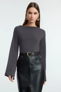 TRENDYOLMİLLA Anthracite relaxed/Rahat Pattern Spanish Arm Flexible Knitting Blouse