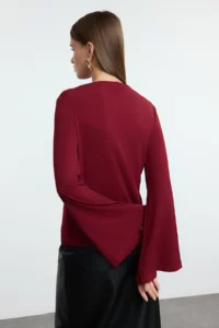 TRENDYOLMİLLA Dark Cherry relaxed/Rahat Pattern Spanish Arm Flexible Knitting Blouse - Image 5