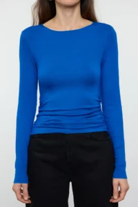 TRENDYOLMİLLA Saks BLUE Saks BLUE Fitted/Body-Setting Gather/Drape Detailed Flexible Knitting Blouse - Image 3