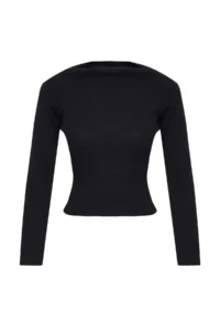 TRENDYOLMİLLA Black Knitting Blouse - Image 6