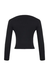 TRENDYOLMİLLA Black Knitting Blouse - Image 7