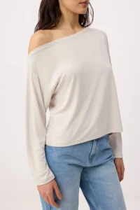 TRENDYOLMİLLA Stone More Sustainable Boat Neck relaxed/Rahat Cut Modal Premium Knitting Blouse - Image 3