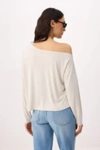 TRENDYOLMİLLA Stone More Sustainable Boat Neck relaxed/Rahat Cut Modal Premium Knitting Blouse - Image 4