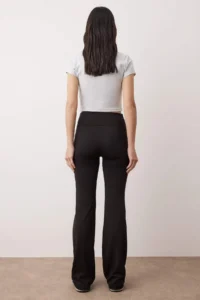 TRENDYOLMİLLA Black Knitting Sweatpants - Image 4