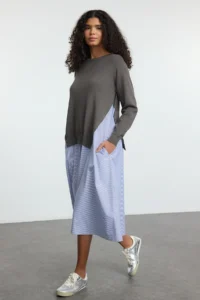 TRENDYOLMİLLA Anthracite Striped Knitwear Garnili Plain Cut Midi Weaving Dress - Image 2