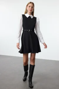 TRENDYOLMİLLA Black skater/Belden Flared Short / Mini Weaving Dress