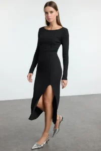 TRENDYOLMİLLA Black Plain slit Midi Boat Neck Fitted/Body-Sitting slit Knitting Dress - Image 2