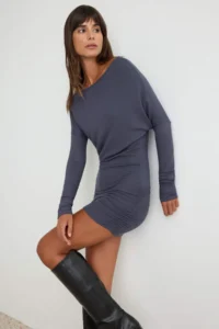 TRENDYOLMİLLA Anthracite Asymmetric Collar bodycone/Fitting Mini Knitting Dress - Image 2