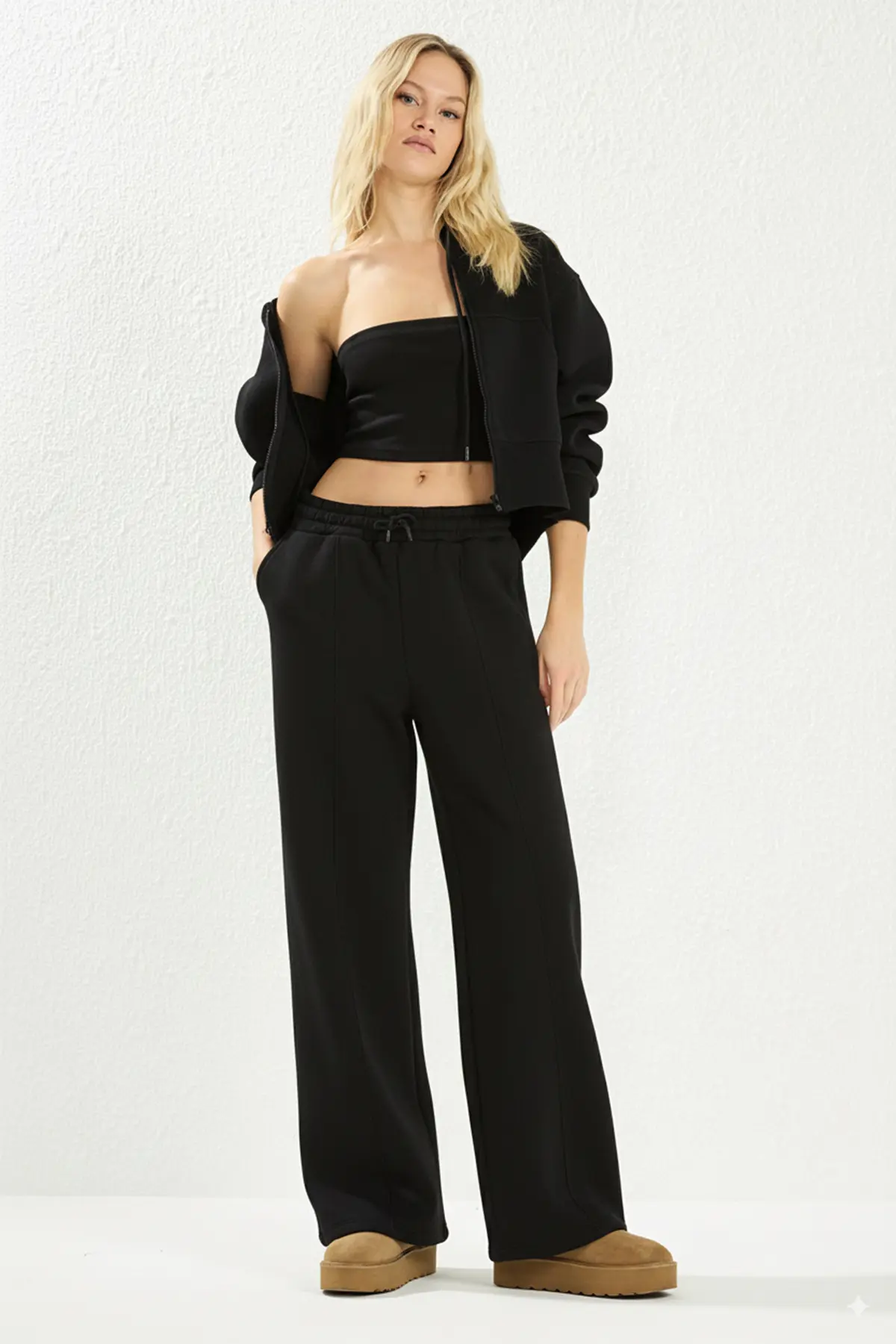 TWOAW25EM00007-BLACK_1