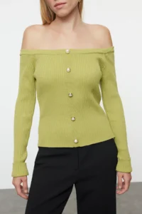 TRENDYOLMİLLA Green Carmen Collar Fitted/Bodysuit hugging Knitwear Cardigan - Image 3