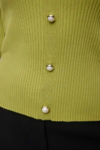 TRENDYOLMİLLA Green Carmen Collar Fitted/Bodysuit hugging Knitwear Cardigan - Image 4