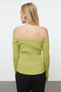 TRENDYOLMİLLA Green Carmen Collar Fitted/Bodysuit hugging Knitwear Cardigan - Image 5