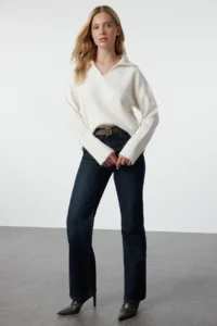 TRENDYOLMİLLA Ecru Woolly Wide Pattern Polo Shirt Collar Basic Knitwear Sweater - Image 2