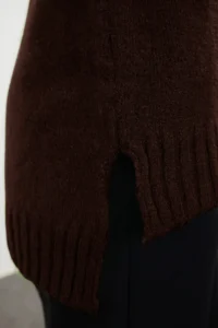 TRENDYOLMİLLA Brown Woolly Boat Neck Basic Knitwear Sweater - Image 4