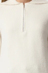 TRENDYOLMİLLA Ecru Woolly Wide Pattern Polo Shirt Collar Zippered Knitwear Sweater - Image 3
