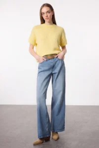 TRENDYOLMİLLA Yellow Wide Pattern Soft textured Knitwear Sweater - Image 2