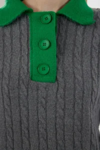 TRENDYOLMİLLA Anthracite Soft textured Polo Shirt Collar Color Blocked Knitwear Sweater - Image 4