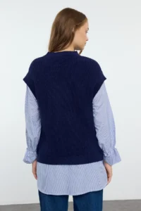 TRENDYOLMİLLA NAVY BLUE Soft textured Shirt Garnished Knitwear Sweater - Image 5