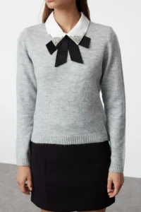 TRENDYOLMİLLA Gray Soft textured Shirt Garnished Ribbon/Bow Detailed Rocky Knitwear Sweater - Image 4