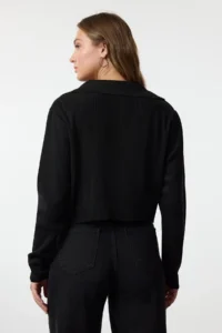 TRENDYOLMİLLA Black Crop Polo Shirt Collar Thin Knitwear Sweater - Image 5