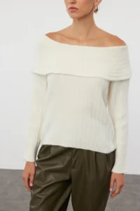 TRENDYOLMİLLA Ecru Soft textured Carmen Collar Knitwear Sweater - Image 7