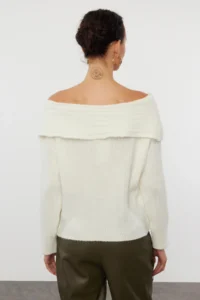 TRENDYOLMİLLA Ecru Soft textured Carmen Collar Knitwear Sweater - Image 9
