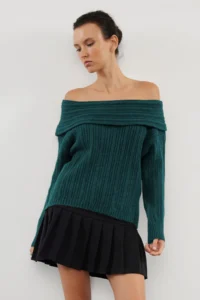 TRENDYOLMİLLA Emerald Green Soft textured Carmen Collar Knitwear Sweater - Image 2