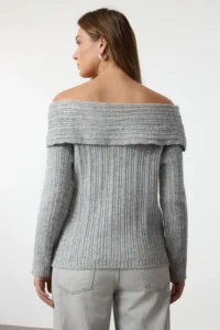 TRENDYOLMİLLA Gray Soft textured Carmen Collar Knitwear Sweater - Image 9