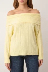 TRENDYOLMİLLA Yellow Soft textured Carmen Collar Knitwear Sweater - Image 4