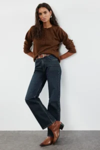 TRENDYOLMİLLA Brown Soft textured Button Detailed Knitwear Sweater - Image 2