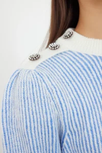 TRENDYOLMİLLA Light BLUE Button Detailed Soft textured Knitwear Sweater - Image 4