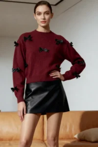 TRENDYOLMİLLA Burgundy Soft textured Ribbon/Bow Detailed Knitwear Sweater