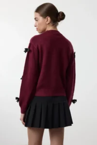 TRENDYOLMİLLA Burgundy Soft textured Ribbon/Bow Detailed Knitwear Sweater - Image 6