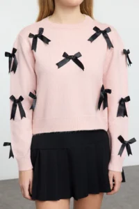 TRENDYOLMİLLA PINK Soft textured Ribbon/Bow Detailed Knitwear Sweater - Image 3