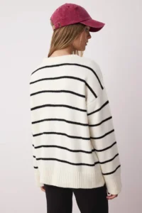 TRENDYOLMİLLA Bonnet*001 Striped Wide Pattern Soft textured Knitwear Sweater - Image 4