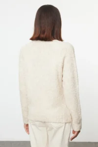 TRENDYOLMİLLA Stone Wide Pattern Deep V-neck textured Knitwear Sweater - Image 5