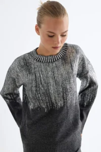 TRENDYOLMİLLA Anthracite Soft textured Wide Pattern Basic Knitwear Sweater