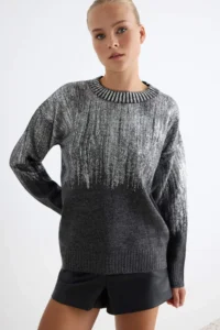 TRENDYOLMİLLA Anthracite Soft textured Wide Pattern Basic Knitwear Sweater - Image 2
