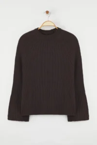 TRENDYOLMİLLA More Sustainable Brown Wide Pattern peplum Detailed Cotton Knitwear Sweater - Image 10