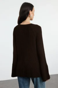 TRENDYOLMİLLA More Sustainable Brown Wide Pattern peplum Detailed Cotton Knitwear Sweater - Image 9