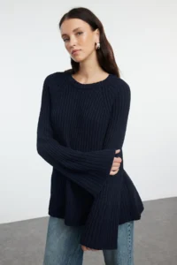 TRENDYOLMİLLA More Sustainable NAVY BLUE Wide Pattern peplum Detailed Cotton Knitwear Sweater