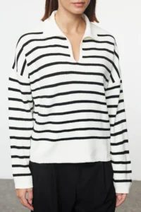 TRENDYOLMİLLA Ecru Wide Pattern Polo Shirt Collar Striped Knitwear Sweater - Image 3