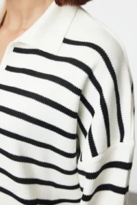 TRENDYOLMİLLA Ecru Wide Pattern Polo Shirt Collar Striped Knitwear Sweater - Image 4