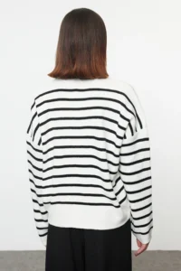 TRENDYOLMİLLA Ecru Wide Pattern Polo Shirt Collar Striped Knitwear Sweater - Image 5